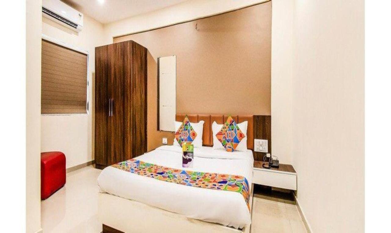 Hotel Fabexpress Pratiksha Ahmedabad