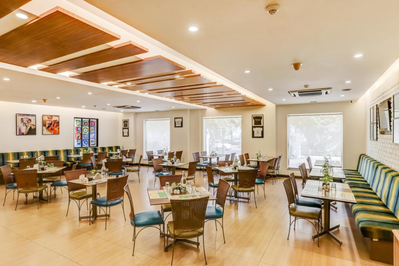 Lemon Tree Hotel, Hotel 4*