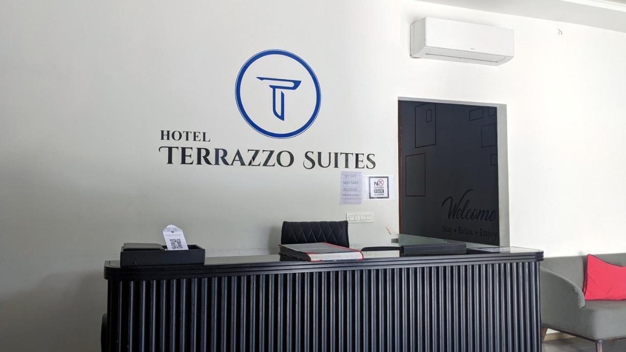 Terrazzo Suits