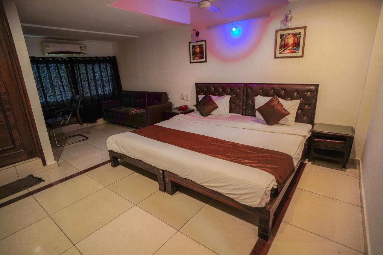 Hotel Seven Ahmedabad