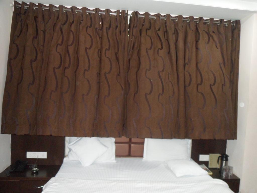 Hotel Silver Plaza 2*