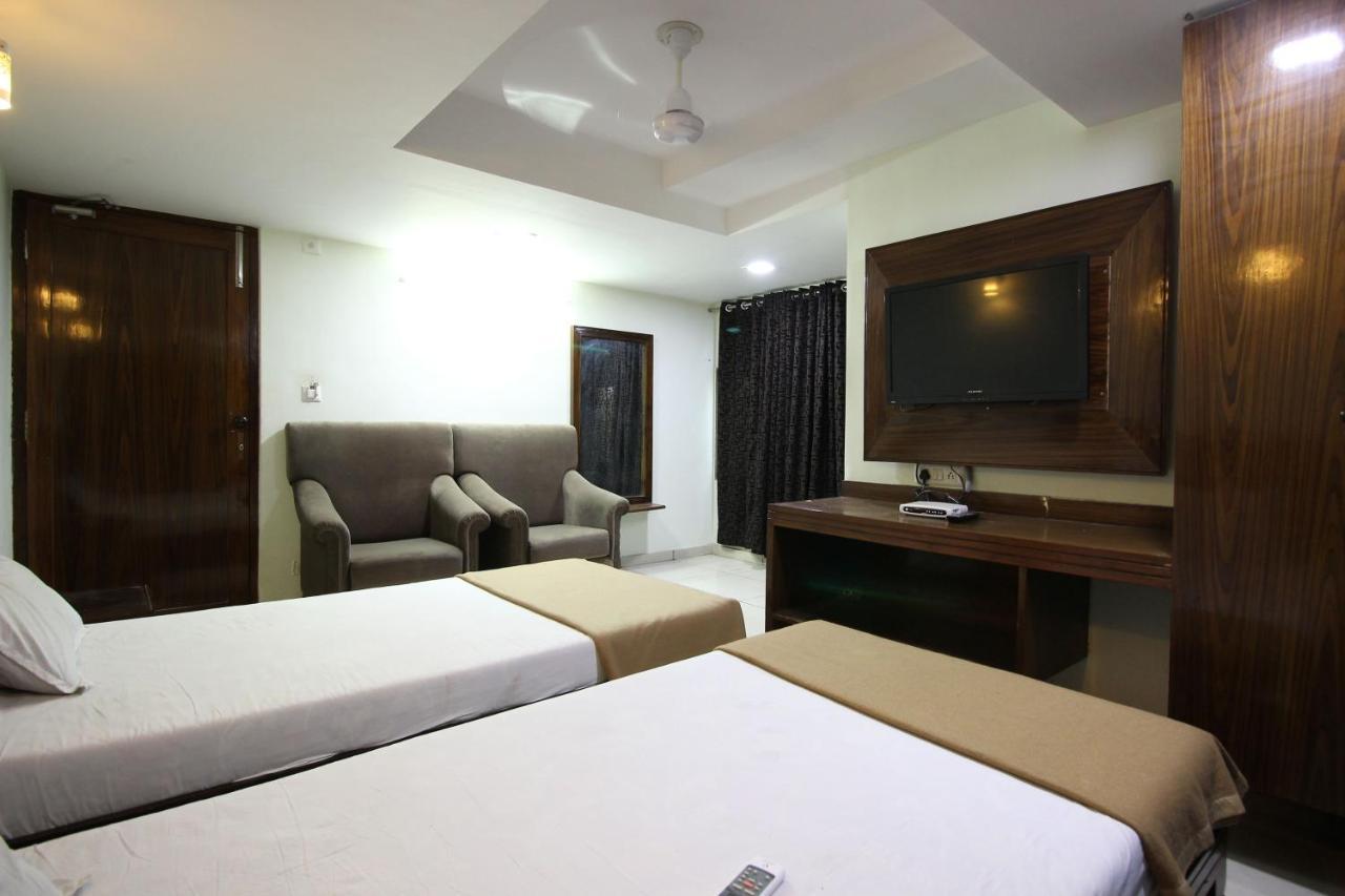 Seven Hotel