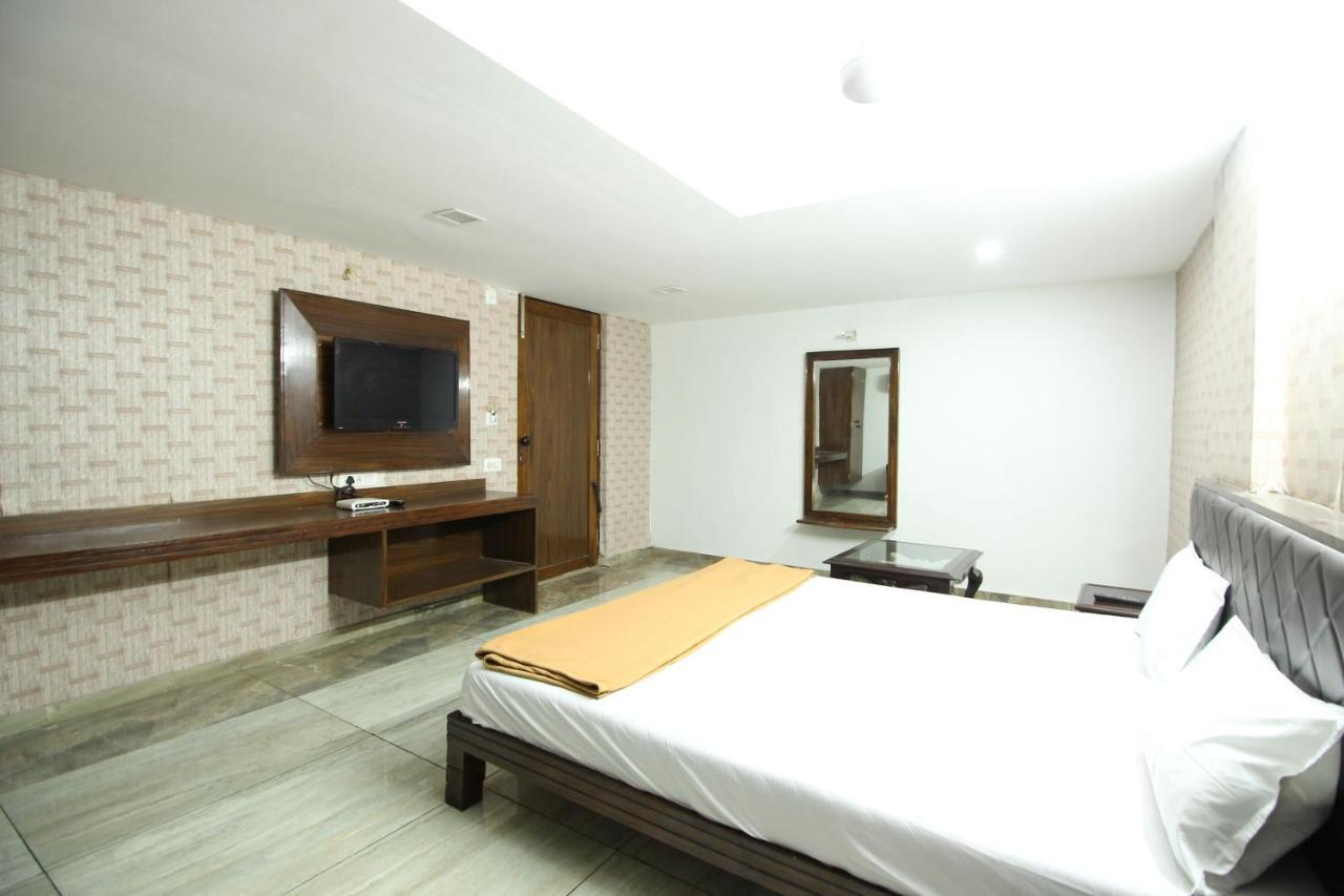 Seven Ahmedabad