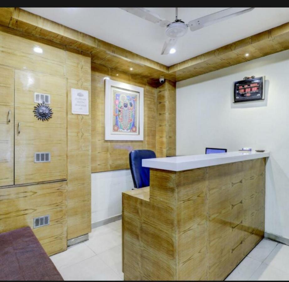 Signature Hotel