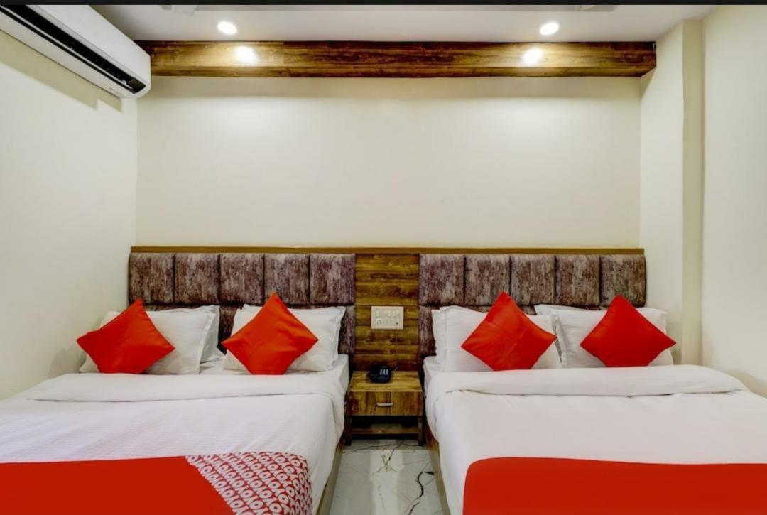 Signature Hotel