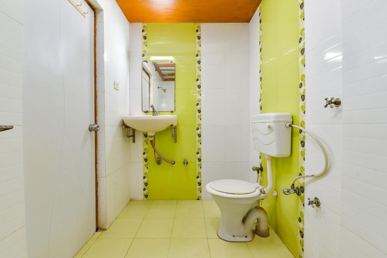 Fabhotel Raj Ratna - Nr Ashram Road