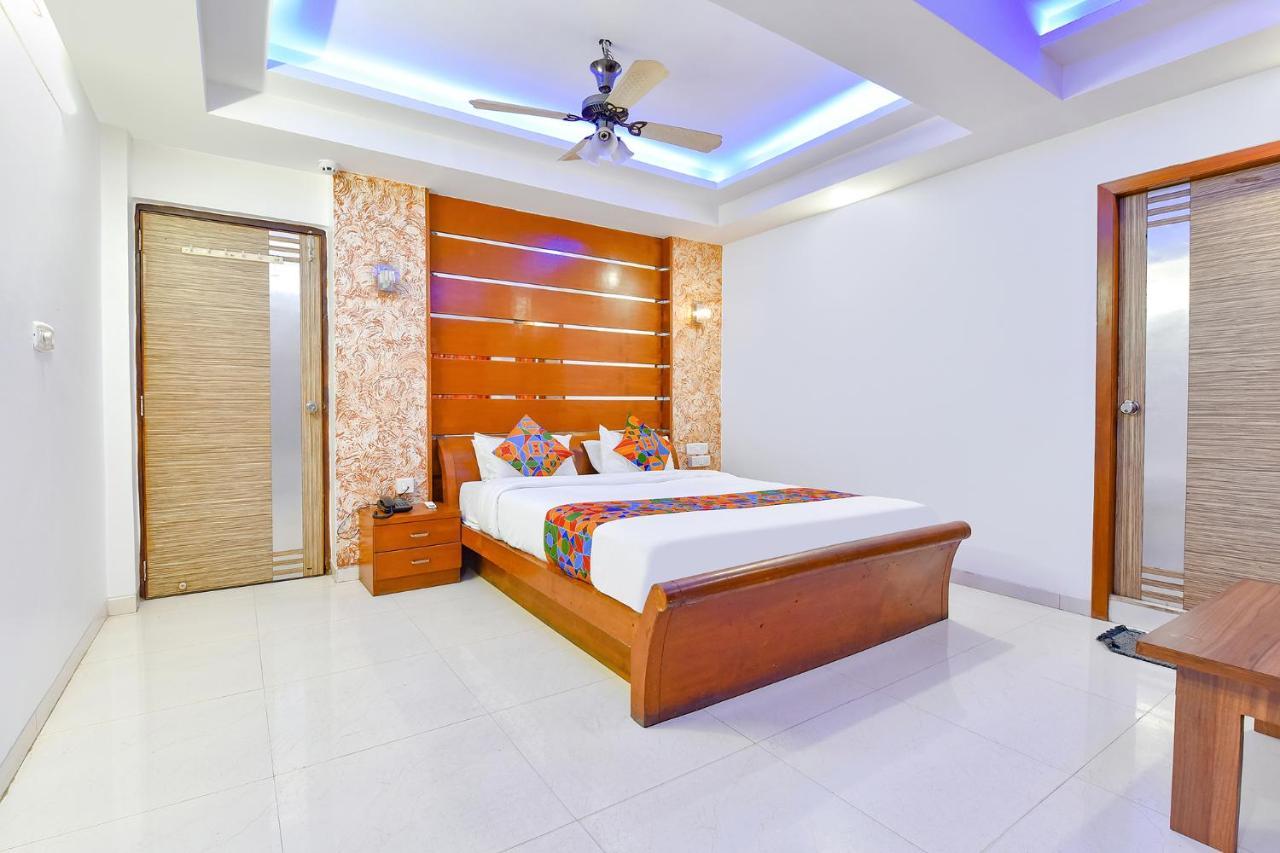 Fabhotel Raj Ratna - Nr Ashram Road Hotel 3*