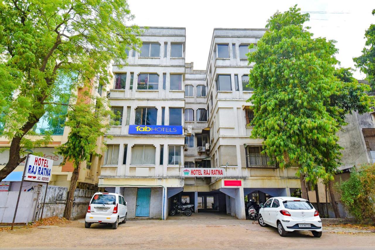 Hotel Fabhotel Raj Ratna - Nr Ashram Road