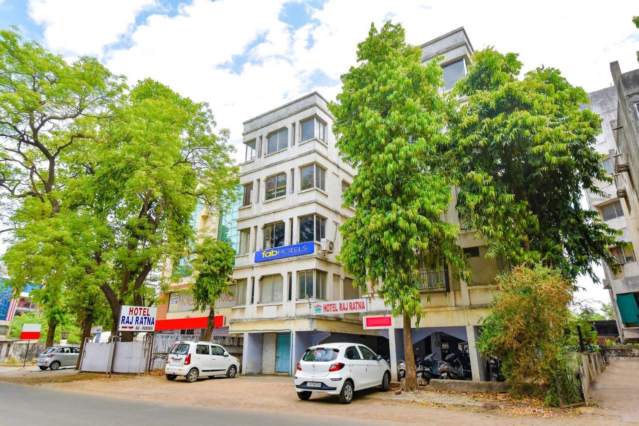 Hotel Fabhotel Raj Ratna - Nr Ashram Road
