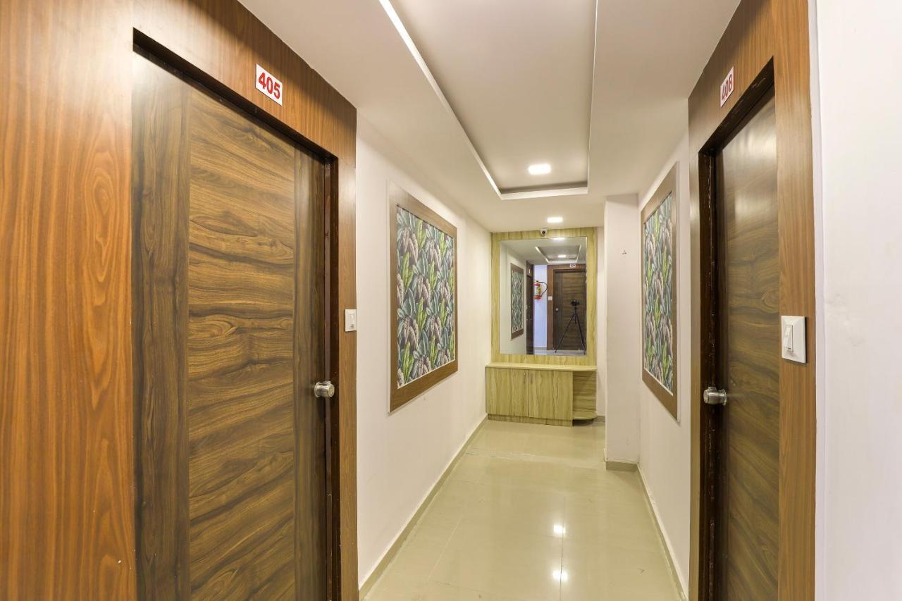 Oyo Flagship A1 Hotel 3*