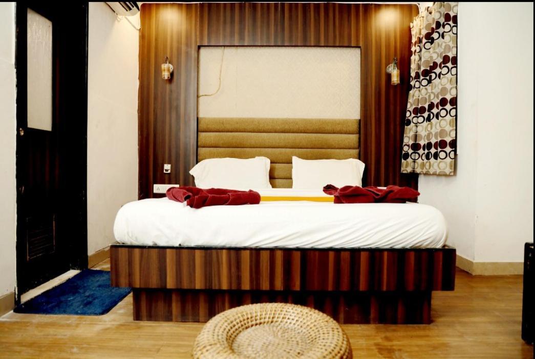 Hotel Shree Krishna Palace Ahmedabad