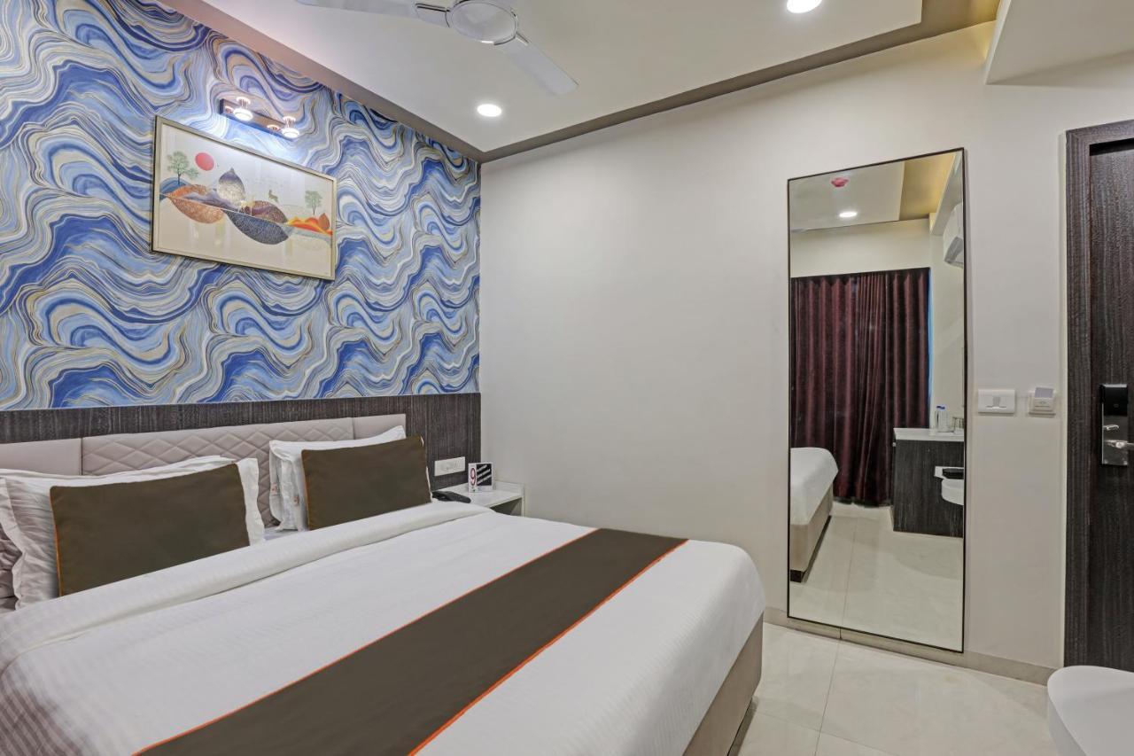 Collection O Alpha One 4* Ahmedabad