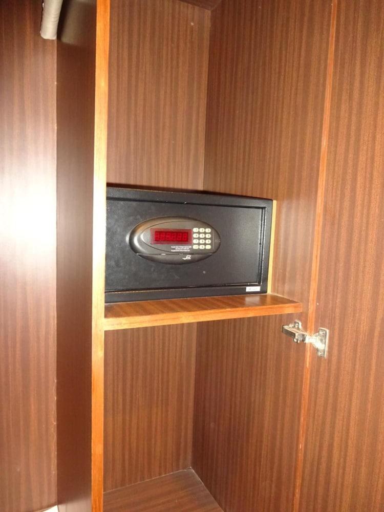 Hotel Cosmopolitan