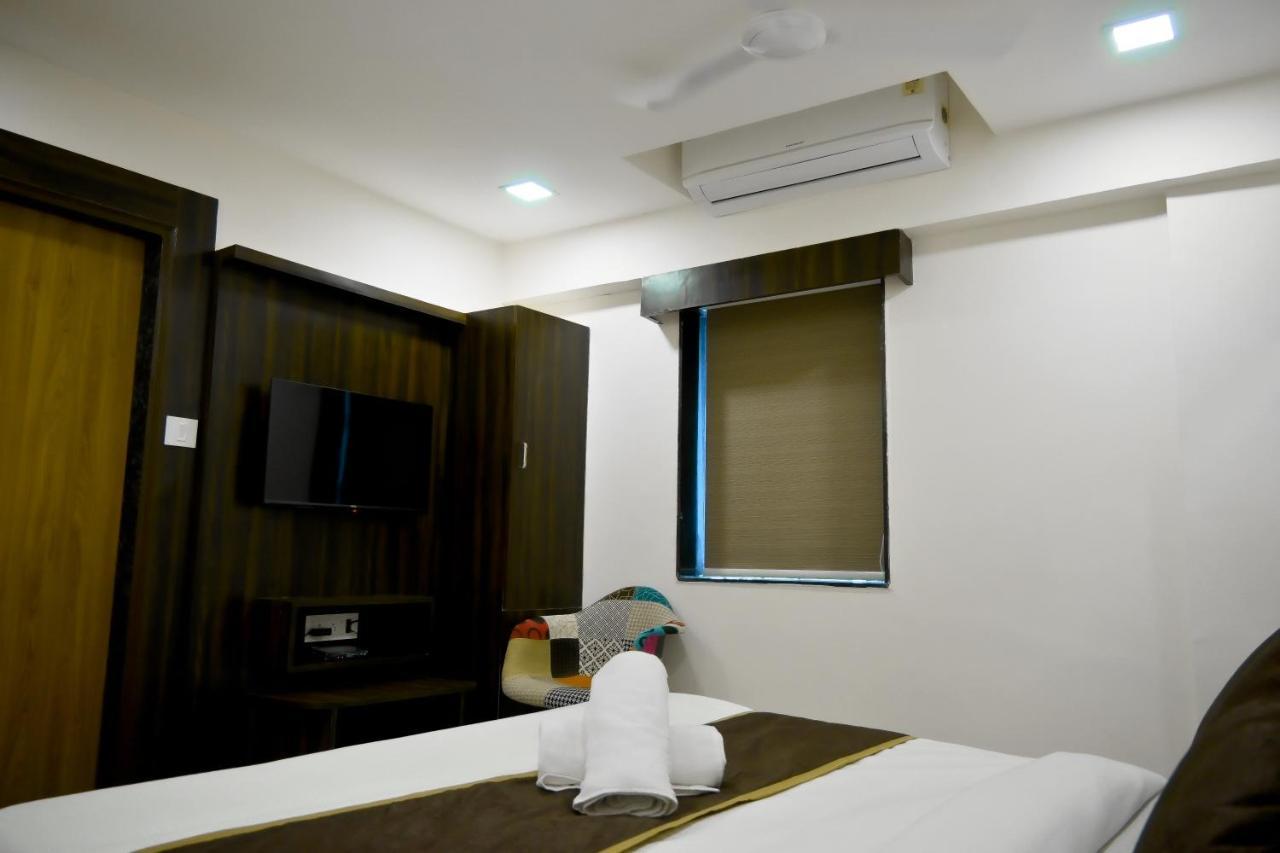Royal Ican Sindhubhavan Road 2* Ahmedabad