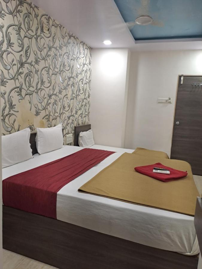 Gitanjali Hotel 2*