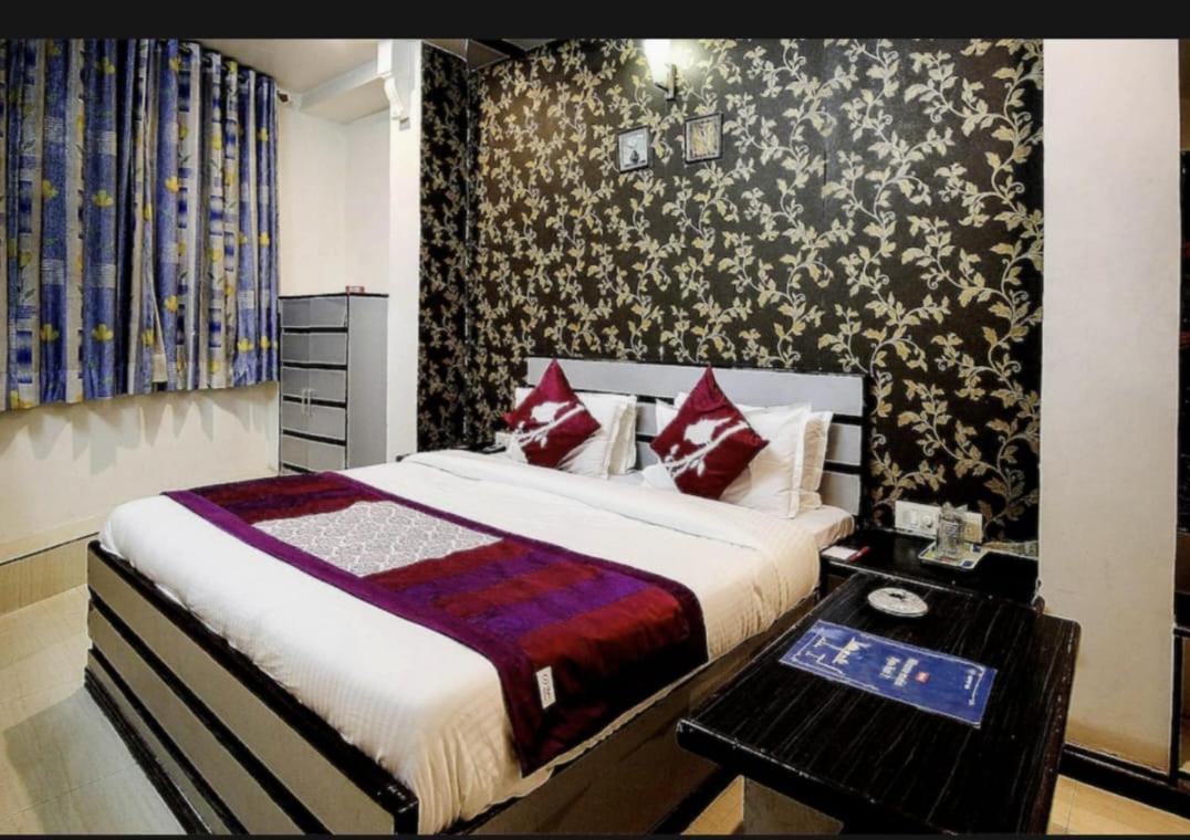 Liberty Hotel 3*