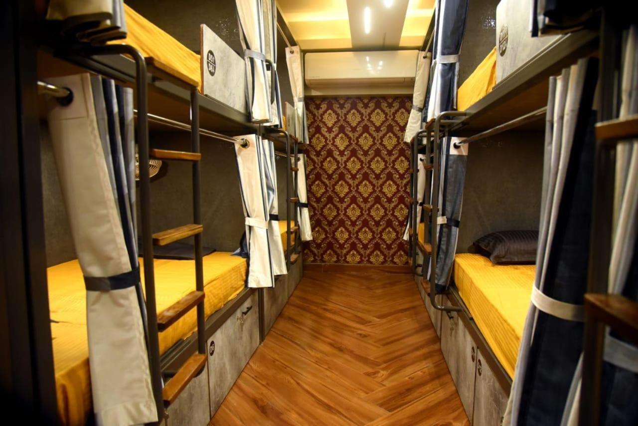 Hostel Charyana Lady Dorms Ahmedabad