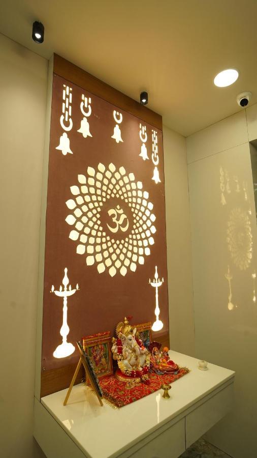Hotel Richie Rich Ahmedabad