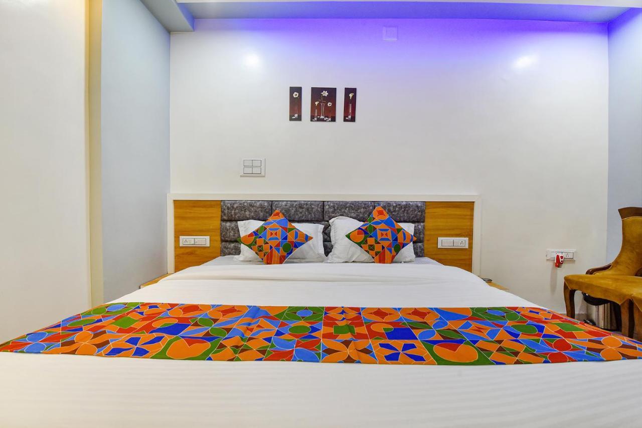 Fabhotel Dev Palace Hotel 3*