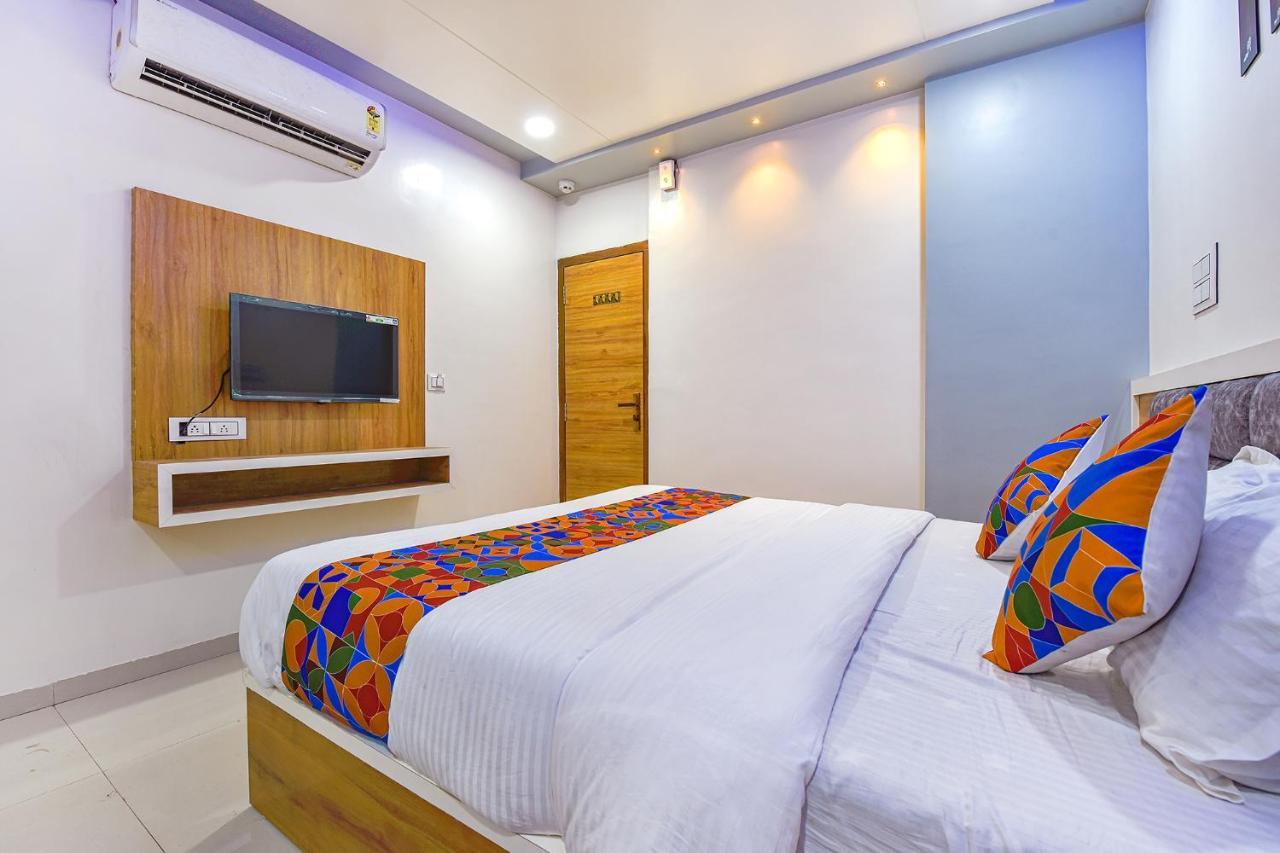 Fabhotel Dev Palace Ahmedabad