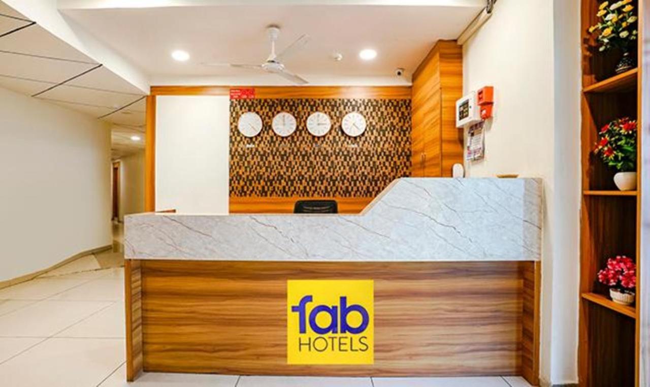 Hotel Fabhotel Sr Ahmedabad