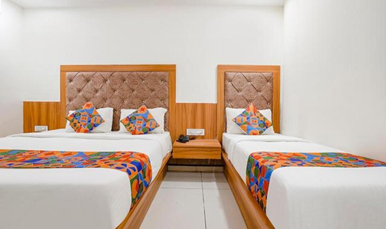 Fabhotel Sr Hotel Ahmedabad