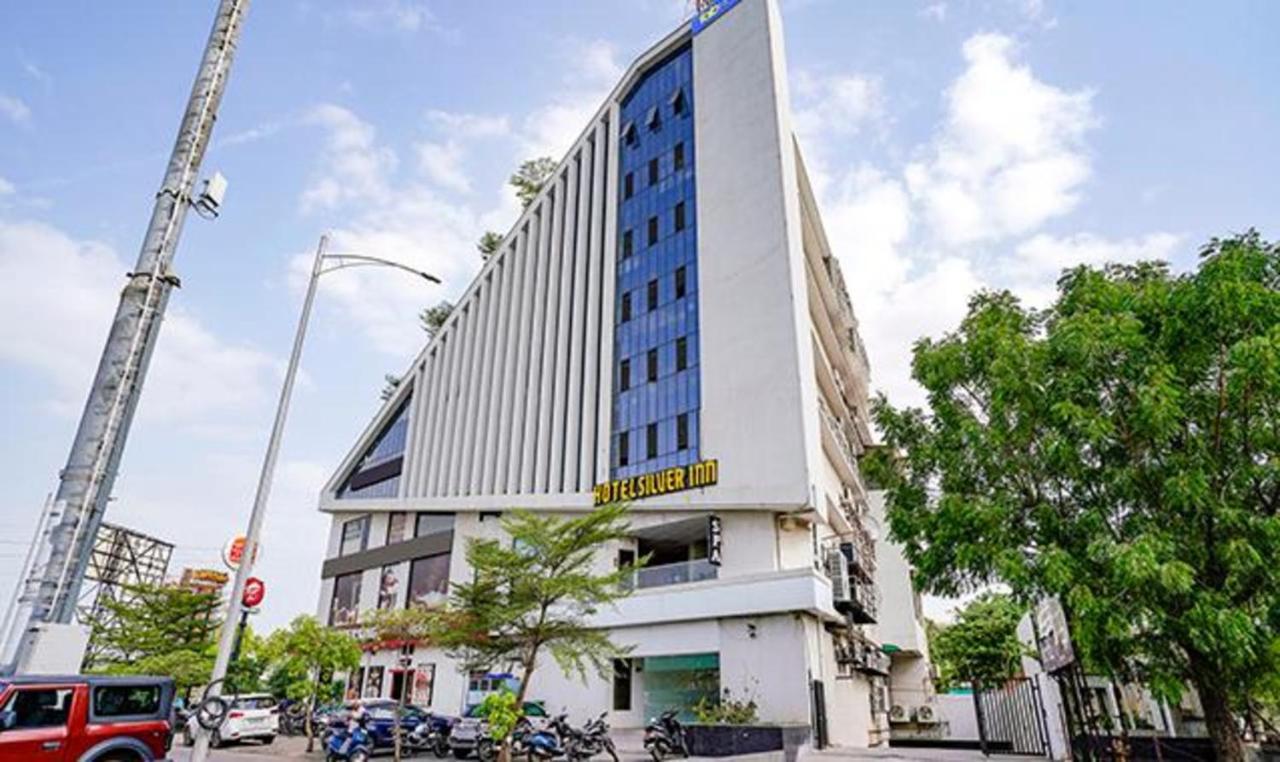 Hotel Fabhotel Sr
