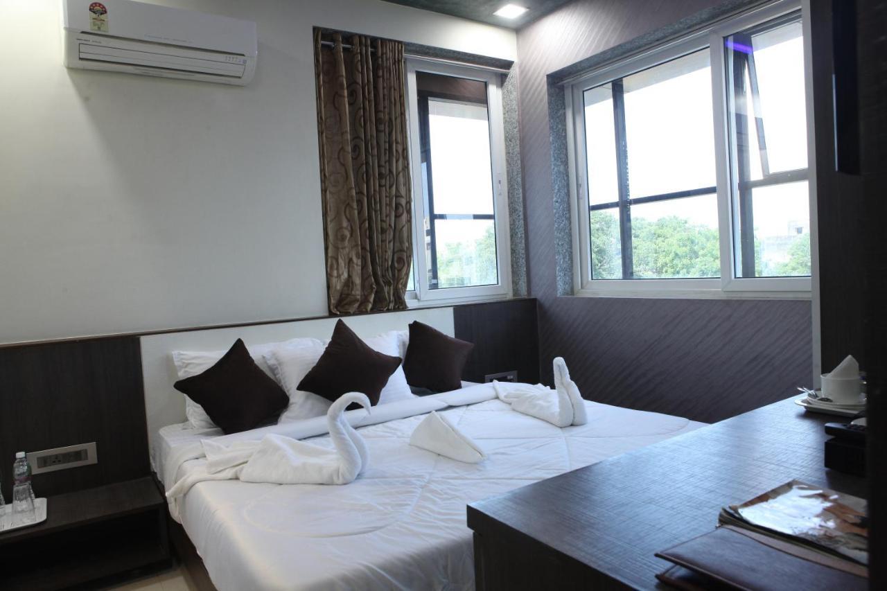 Kohinoor Hotel