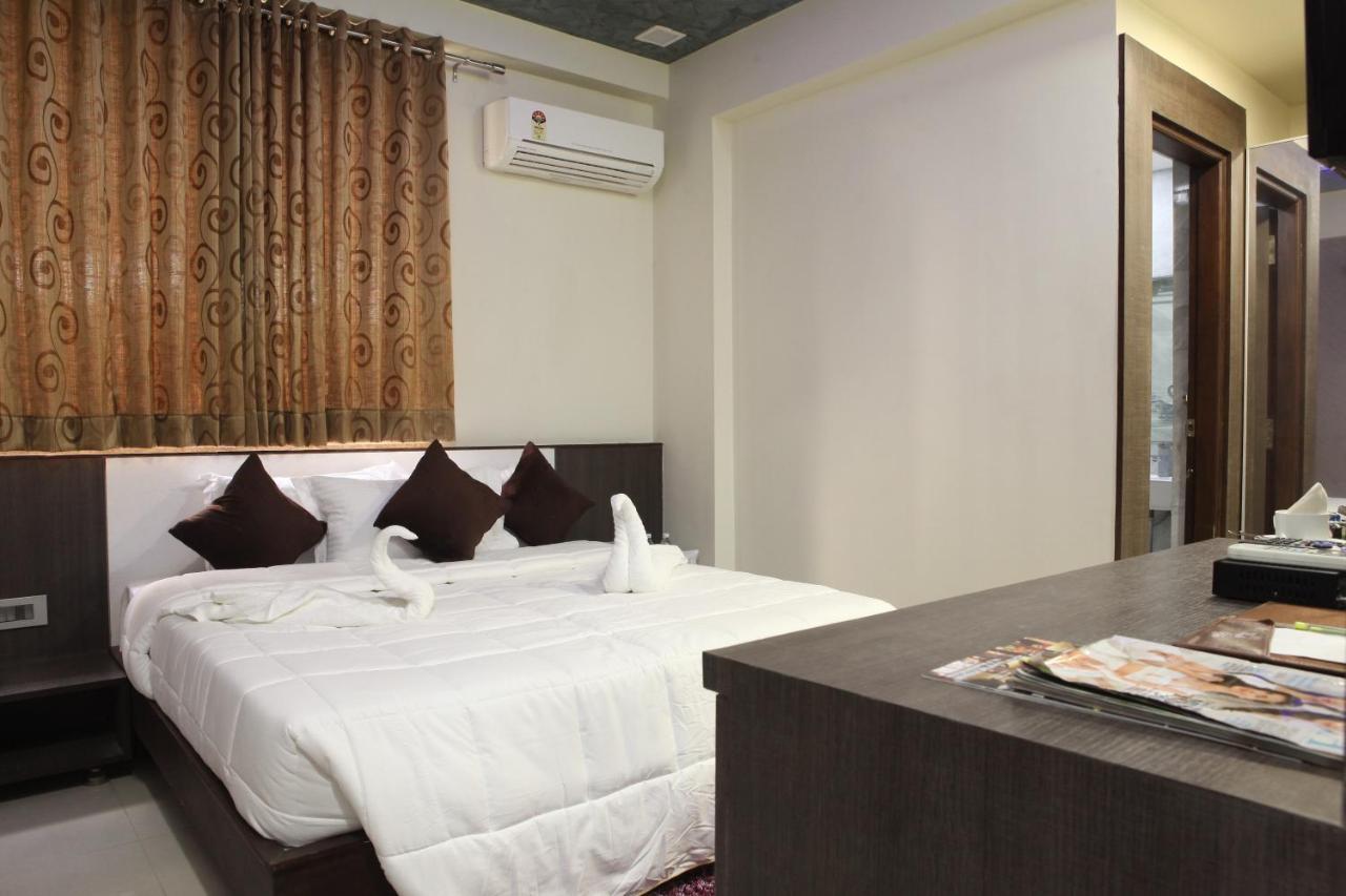 Kohinoor Hotel 3*