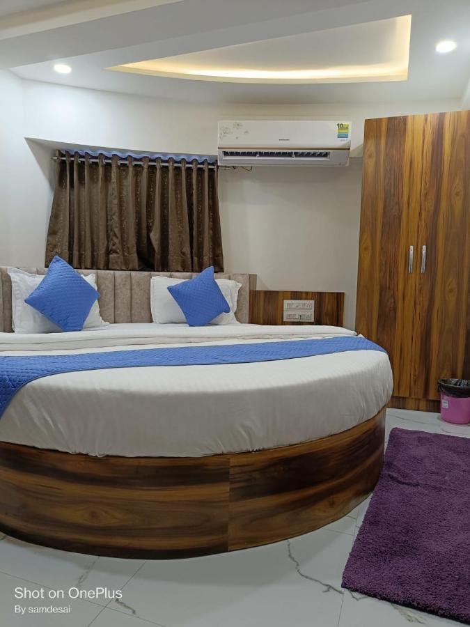 Royal Grand 3*