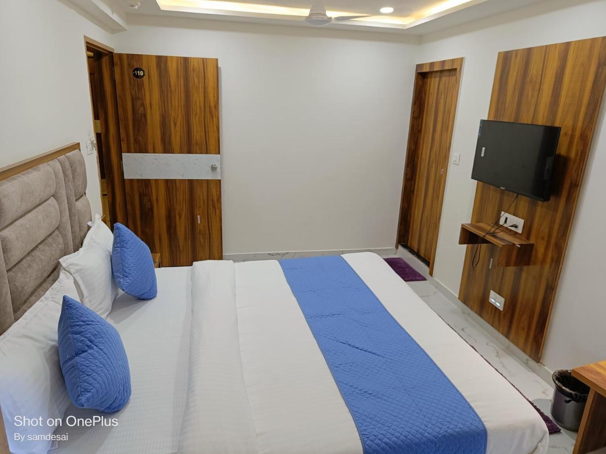Hotel Royal Grand Ahmedabad
