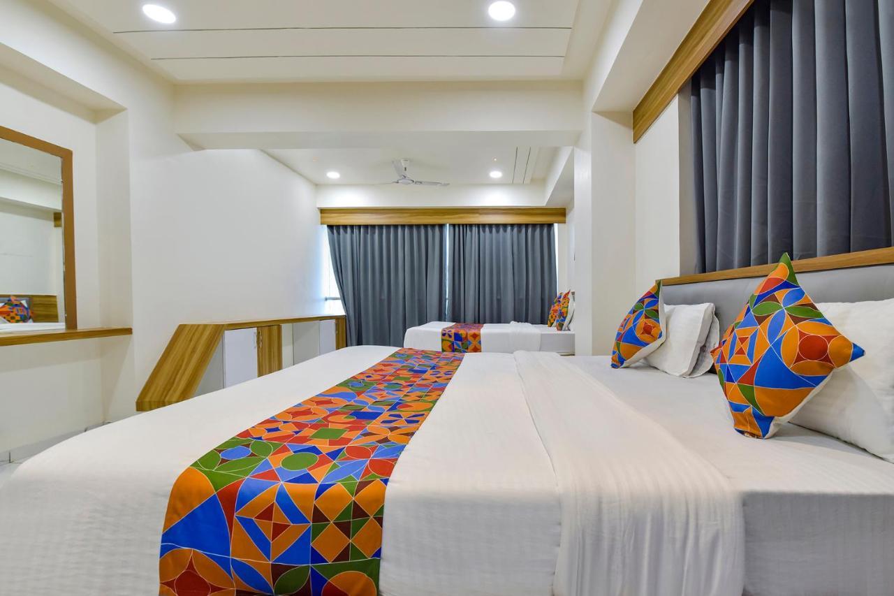 Hotel Fabhotel Bliss