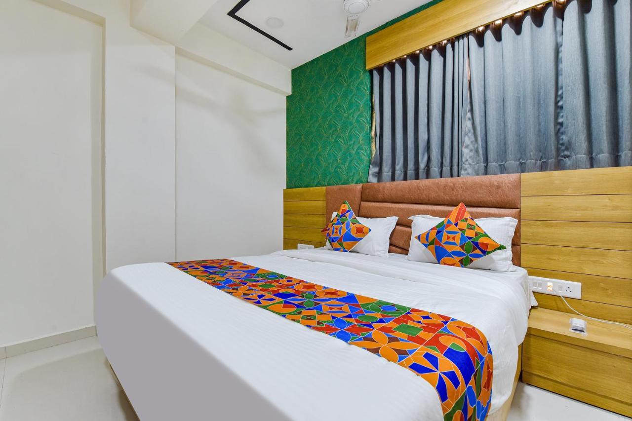 Fabhotel Tree 3*