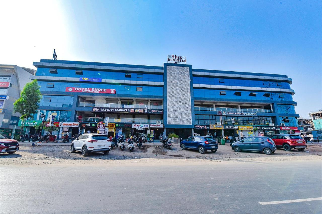 Fabhotel Shree Hotel Ahmedabad