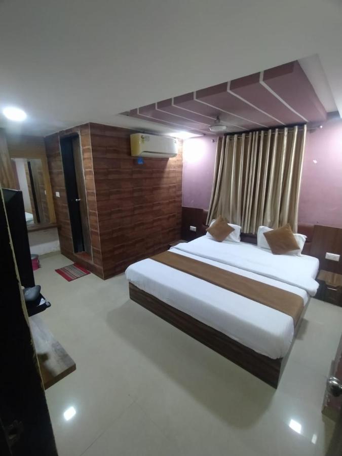 Suncity * Ahmedabad