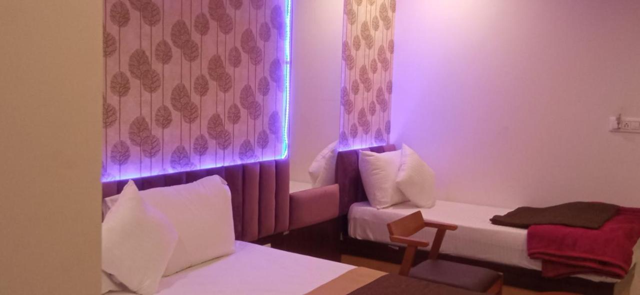 Hotel Shaswat Ahmedabad