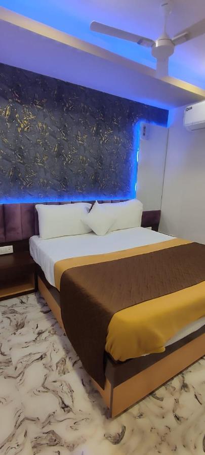 Shaswat Hotel 3*