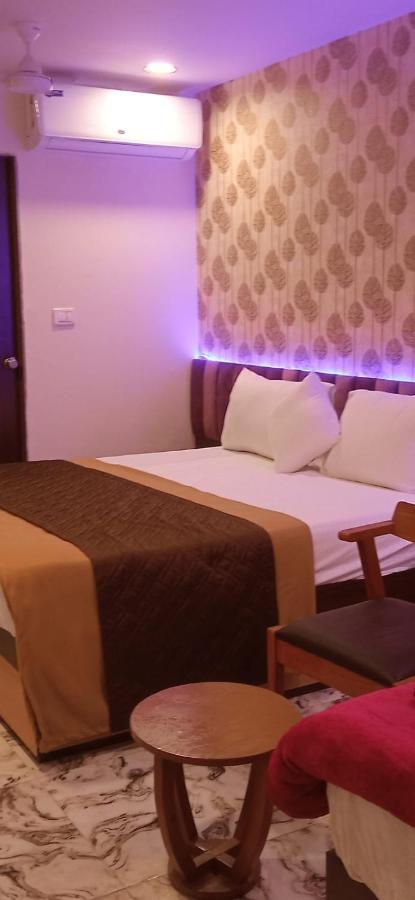 Hotel Shaswat Ahmedabad