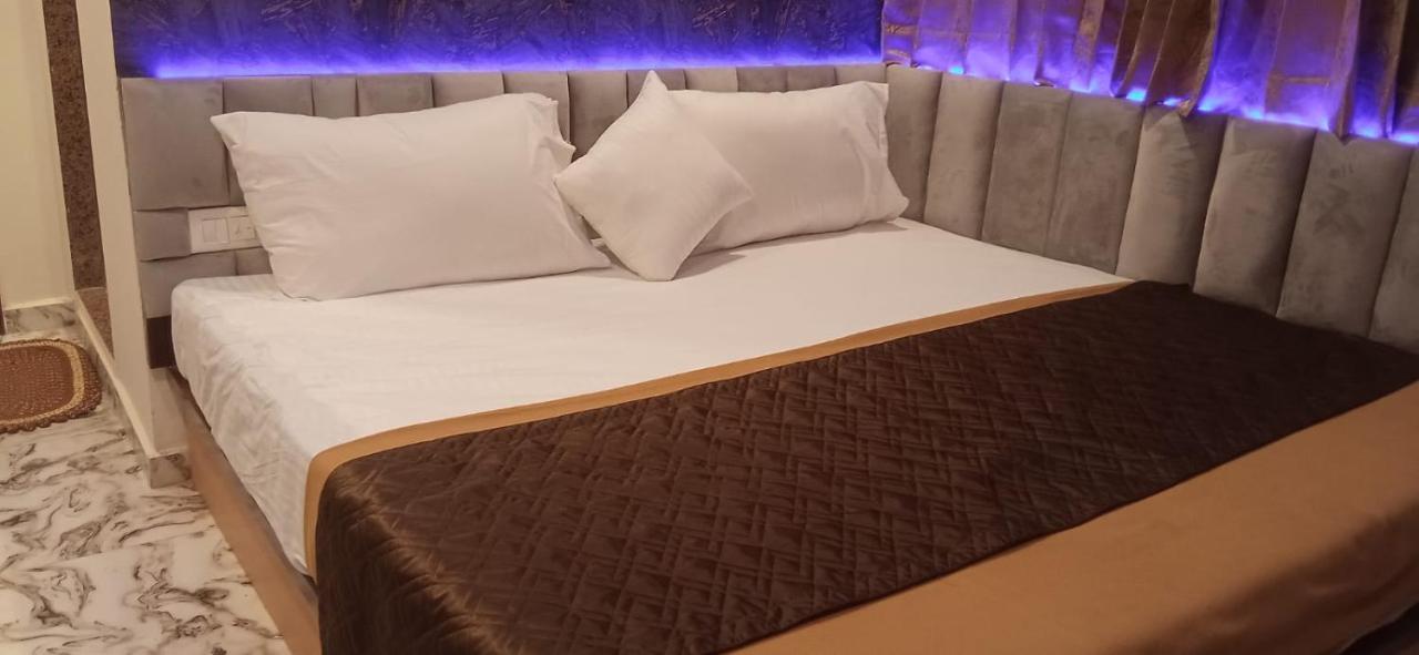 Hotel Shaswat Ahmedabad