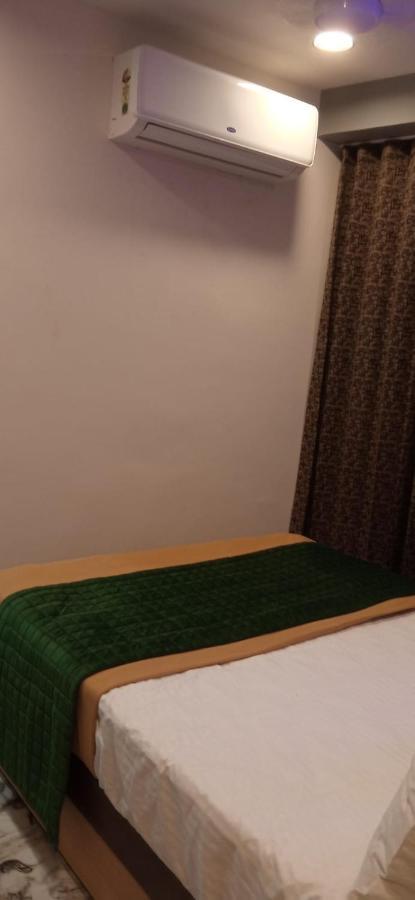 Hotel Shaswat 3*