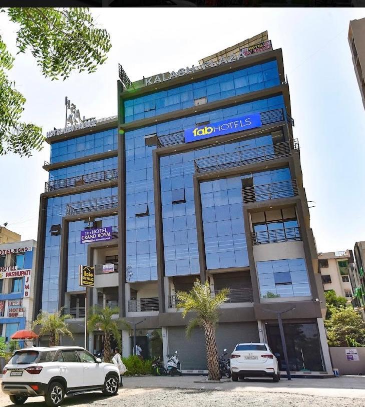 Dev Palace Hotel Ahmedabad