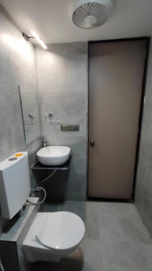 Rest And View , Hotel Ahmedabad