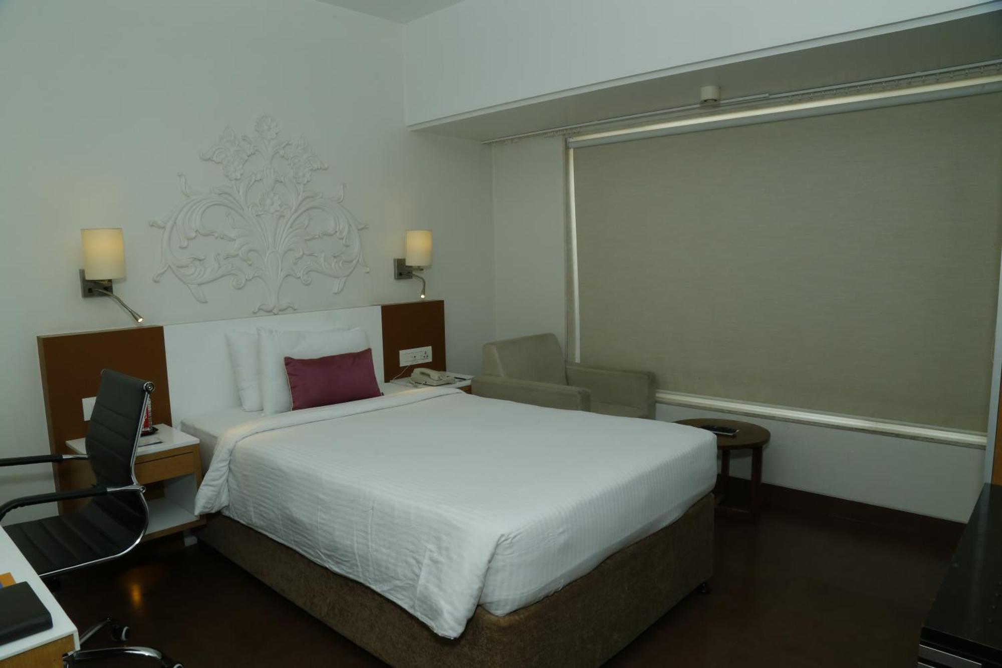 Sarovar Portico Rivera Hotel Ahmedabad