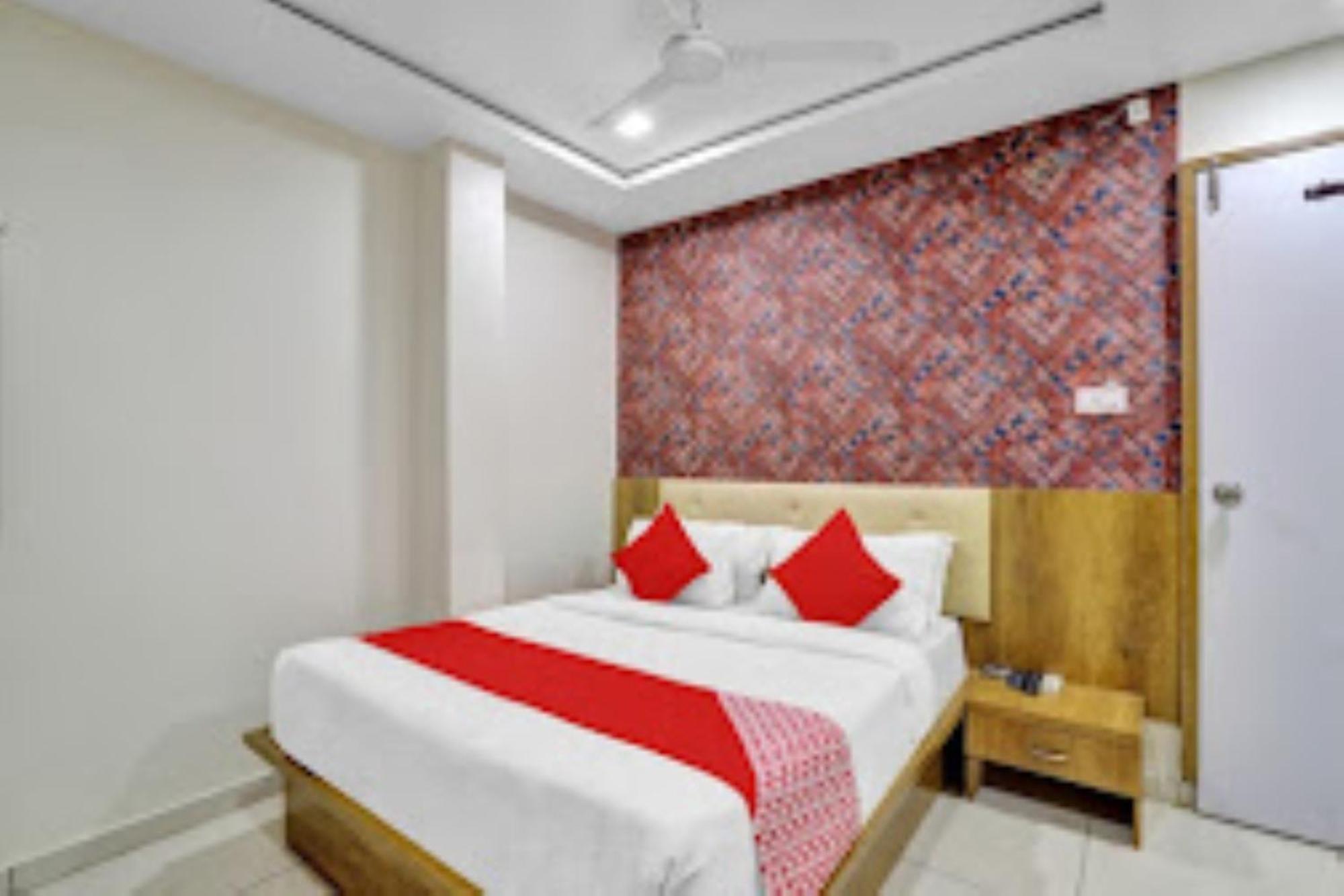 Arsh 3* Ahmedabad