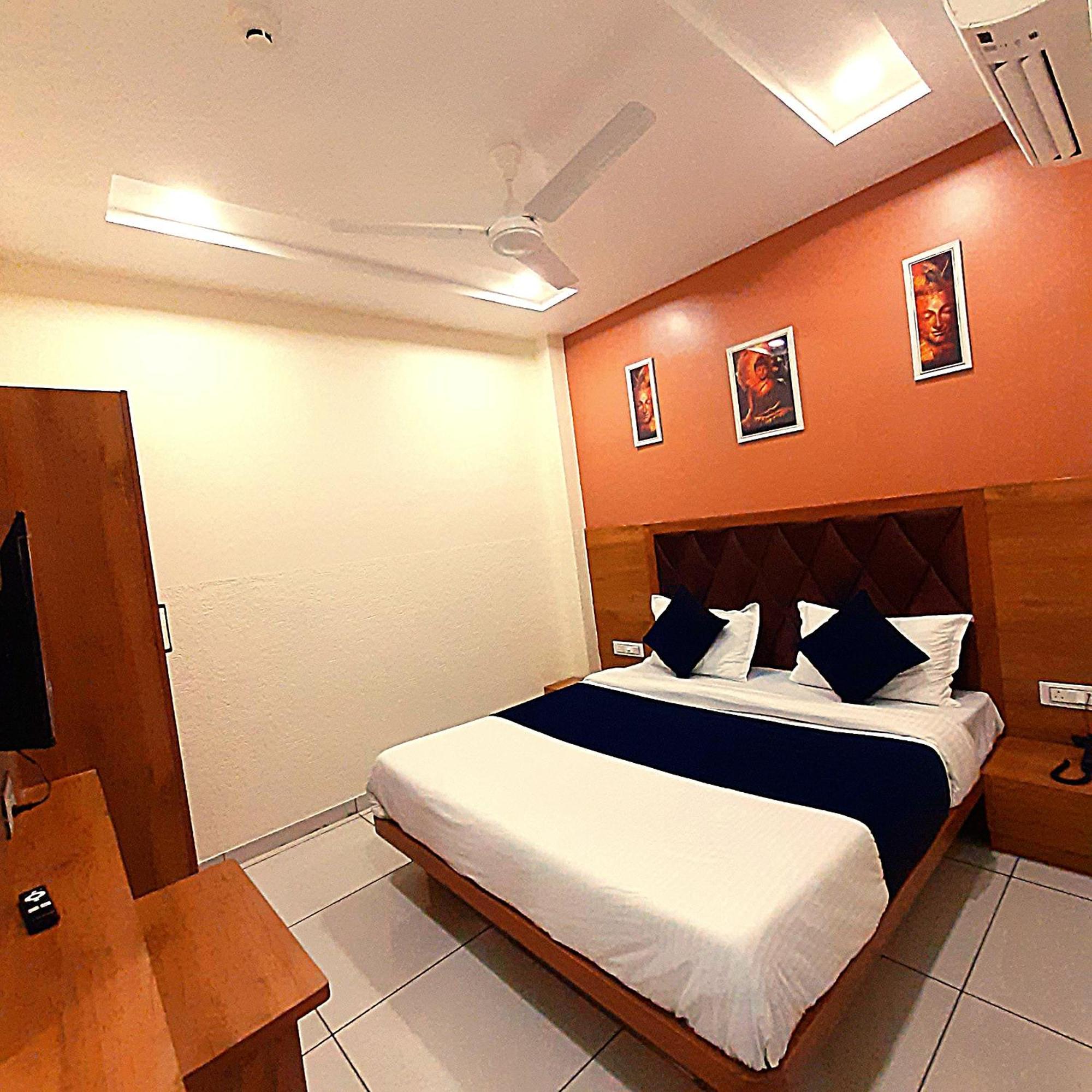 Hotel Suncity *