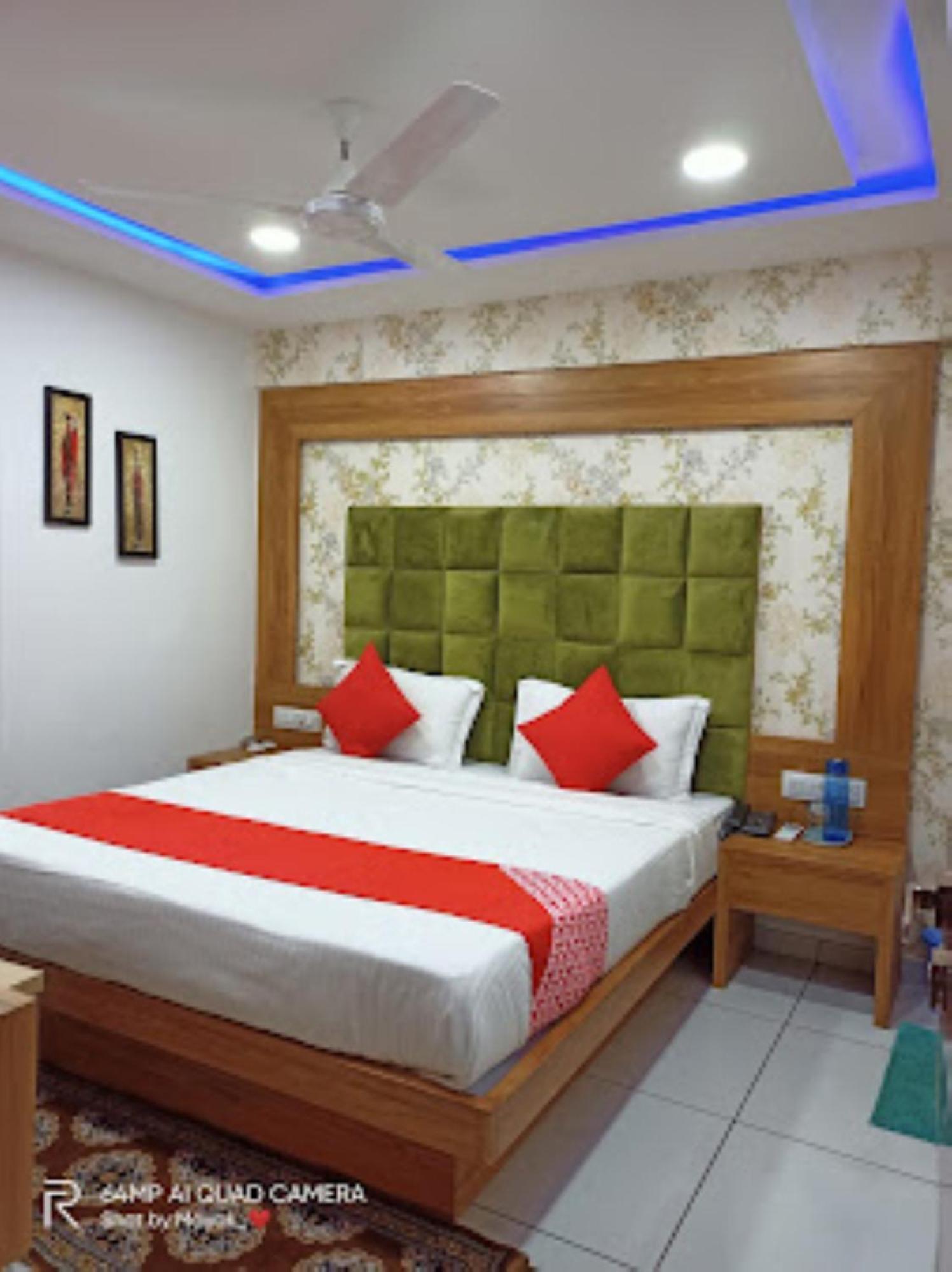 Royal Platinum, Hotel Ahmedabad