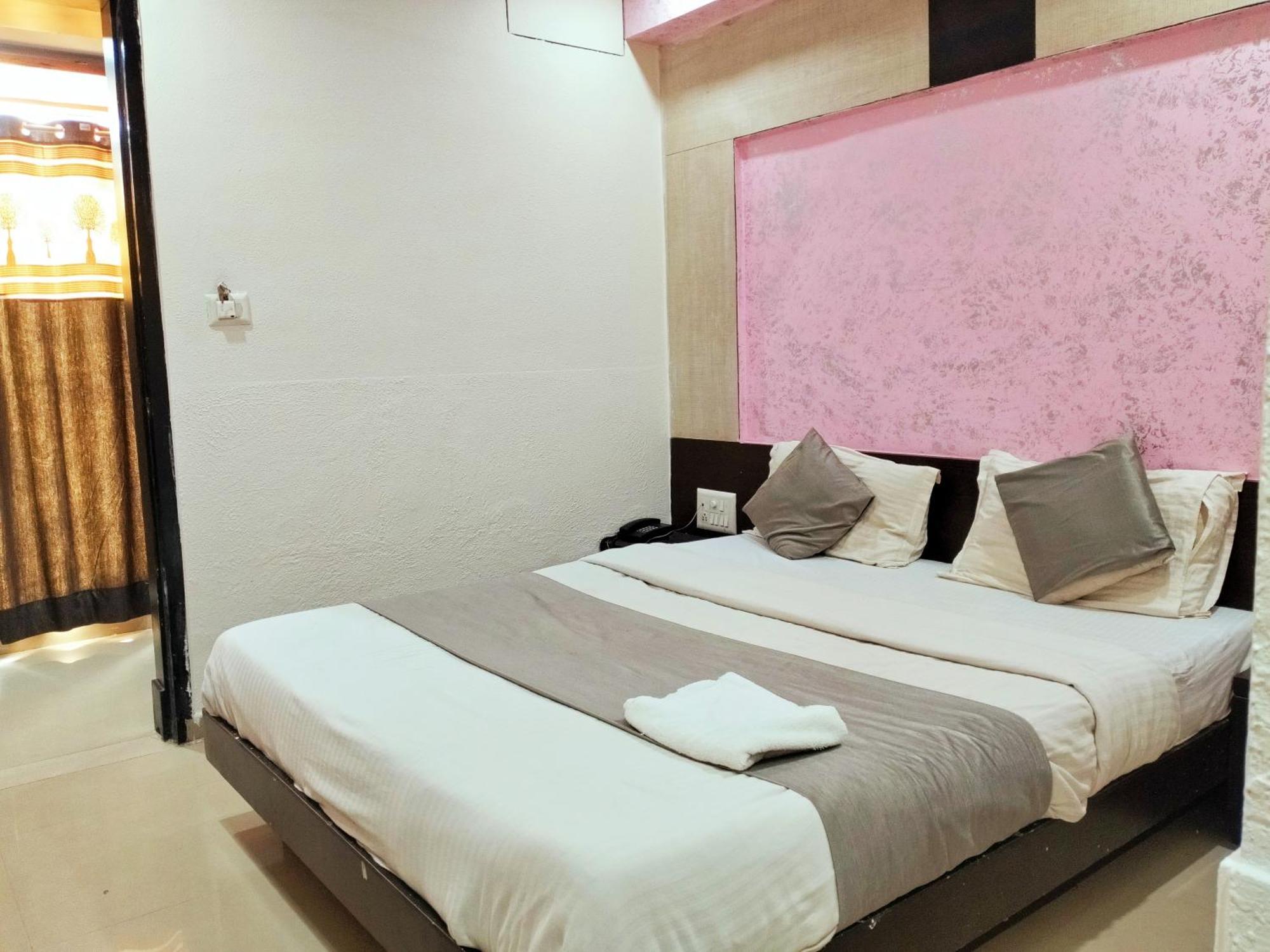 Balaji Hotel