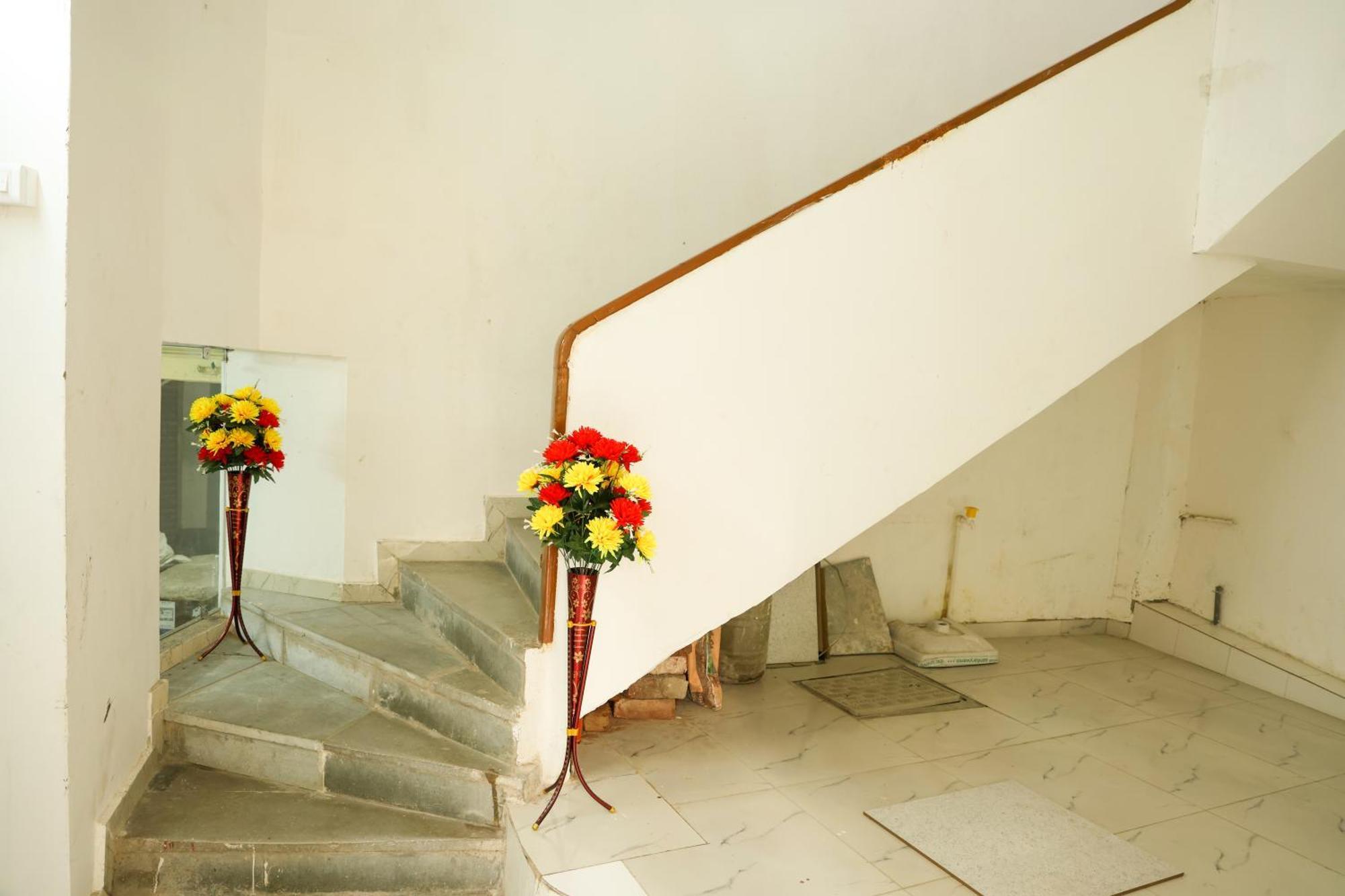 Aaram Kalupur Hotel Ahmedabad