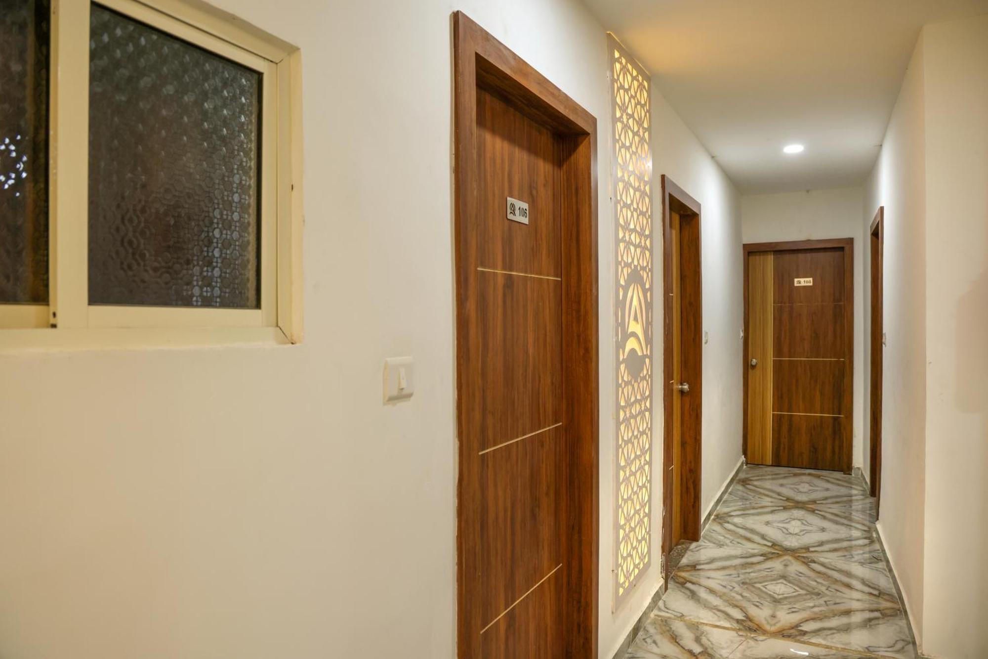 Hotel Aaram Kalupur *