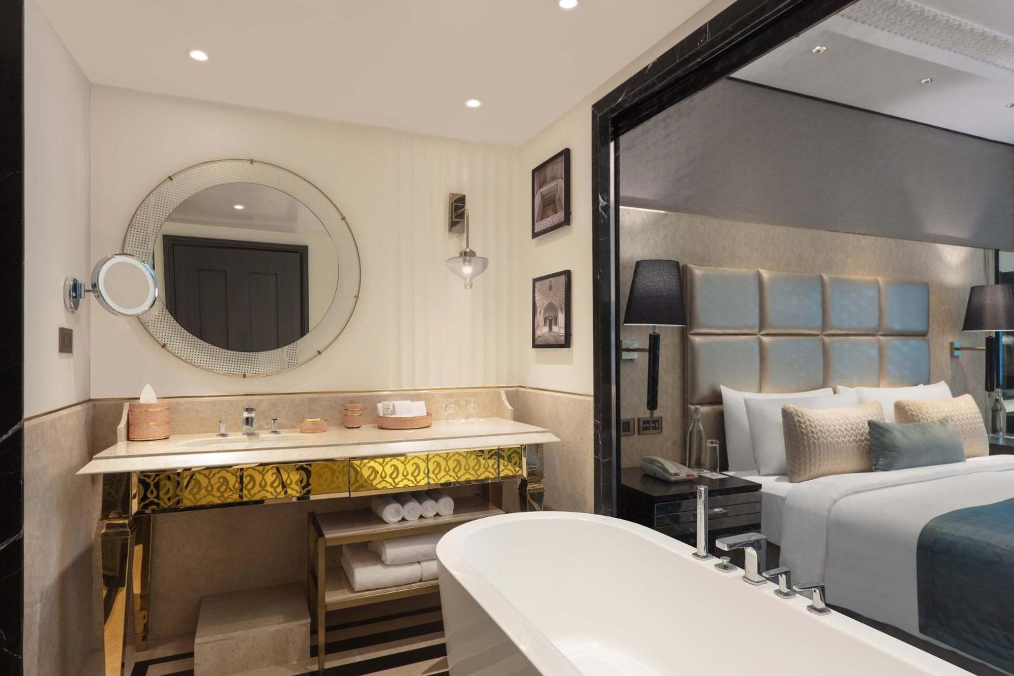 Itc Narmada, A Luxury Collection Hotel, Hotel